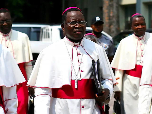 Visos Afrikos vyskupai vieningai atmetė homoseksualias poras laiminti leidžiantį dokumentą