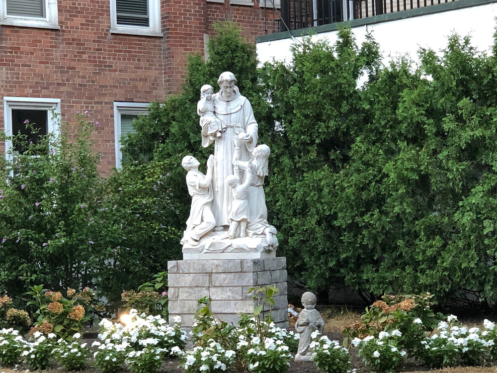 Statula šv. Leonardui iš Porto Moriso (Bostonas, JAV)