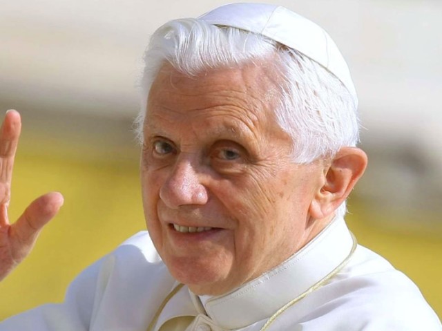 Popie\u017eius Benediktas XVI